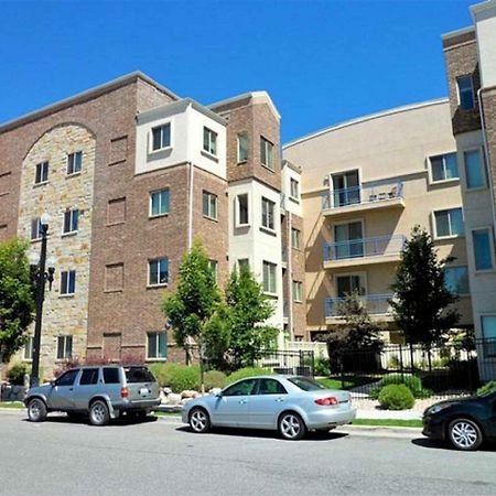 Downtown Condo Near The Convention Center ソルトレイクシティ エクステリア 写真