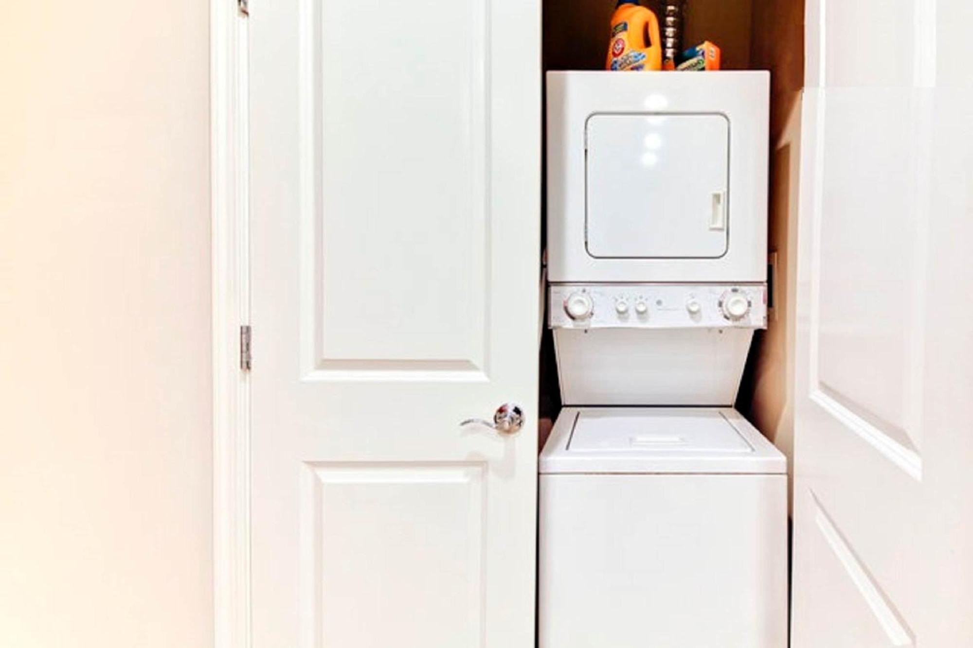 Downtown Condo Near The Convention Center ソルトレイクシティ エクステリア 写真
